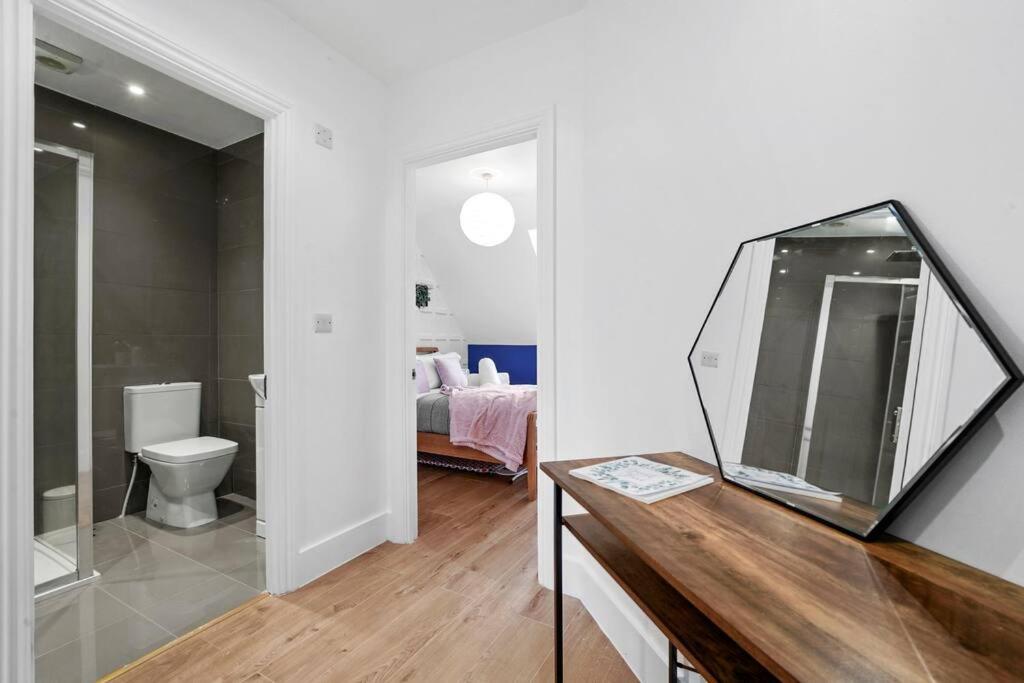 The Chaucer Suite - Exceptionally Stylish - Sleeps 4 แคนเทอร์เบอรี ภายนอก รูปภาพ